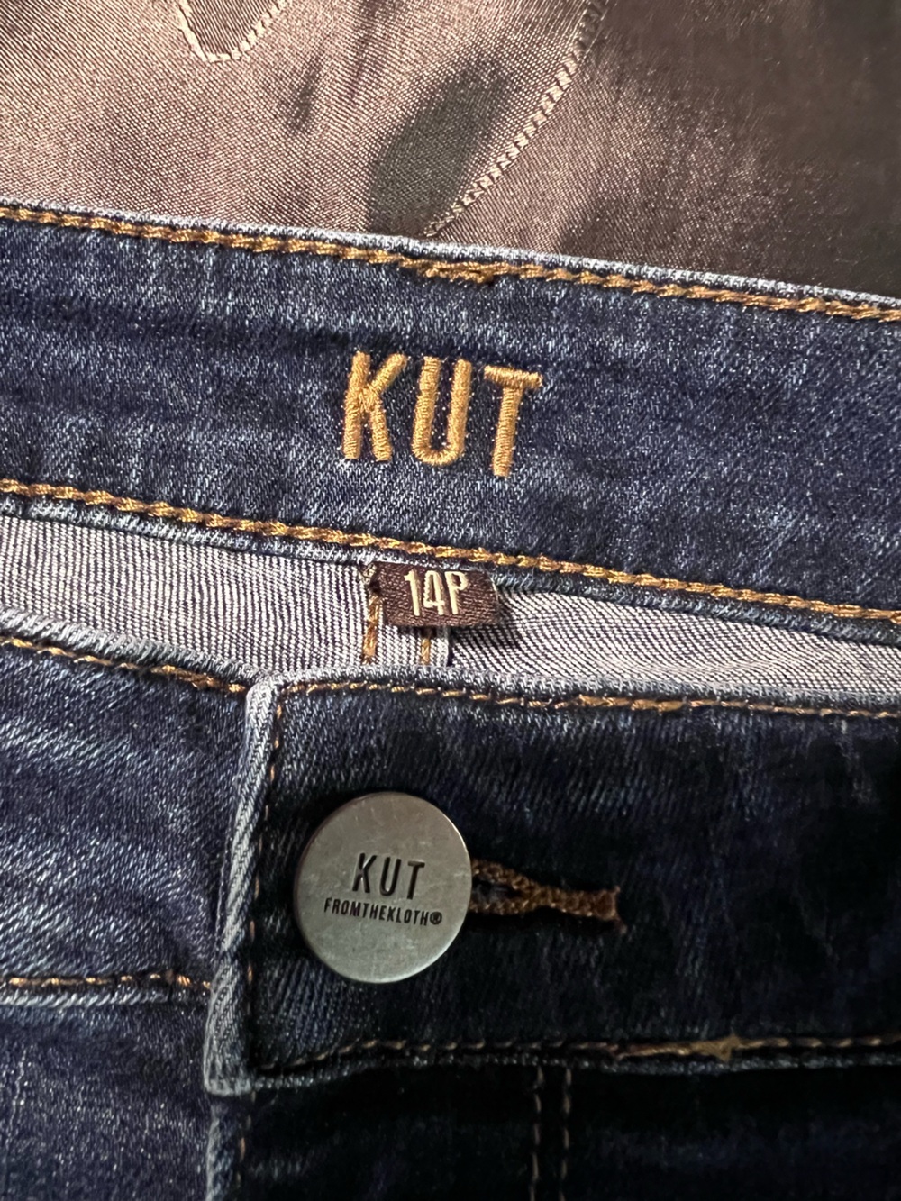 Kut from the Kloth Women's Mid Rise Bootcut Jeans Stretch Medium Blue Wash 14 P - Picture 3 of 13